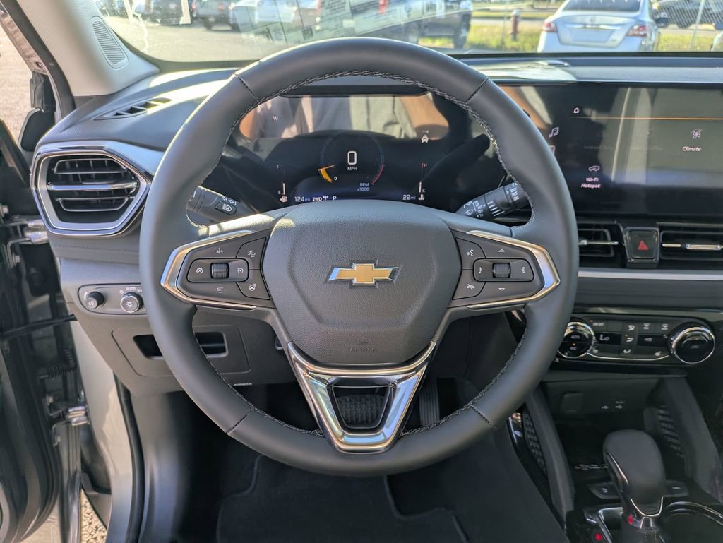 New 2025 Chevrolet TrailBlazer LT w/ Convenience Package image 19