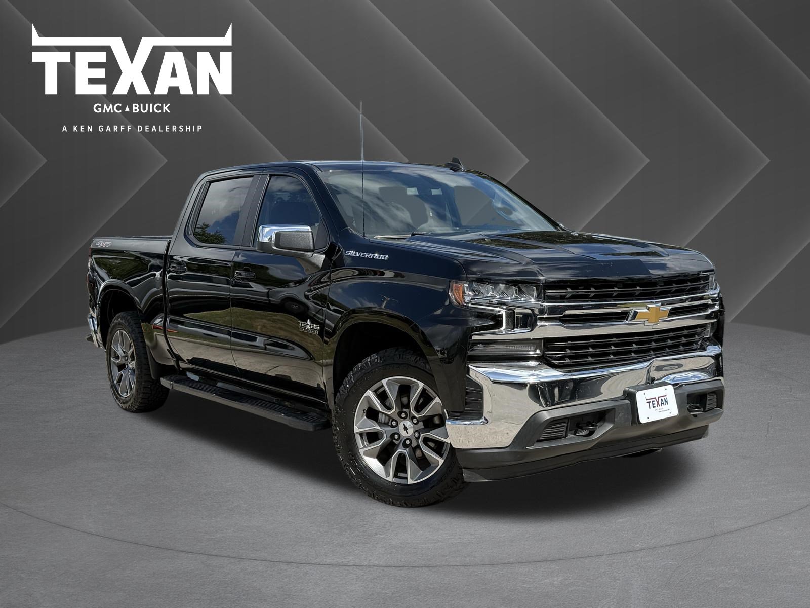 Used 2022 Chevrolet Silverado 1500 LT AWD/4WD image 1
