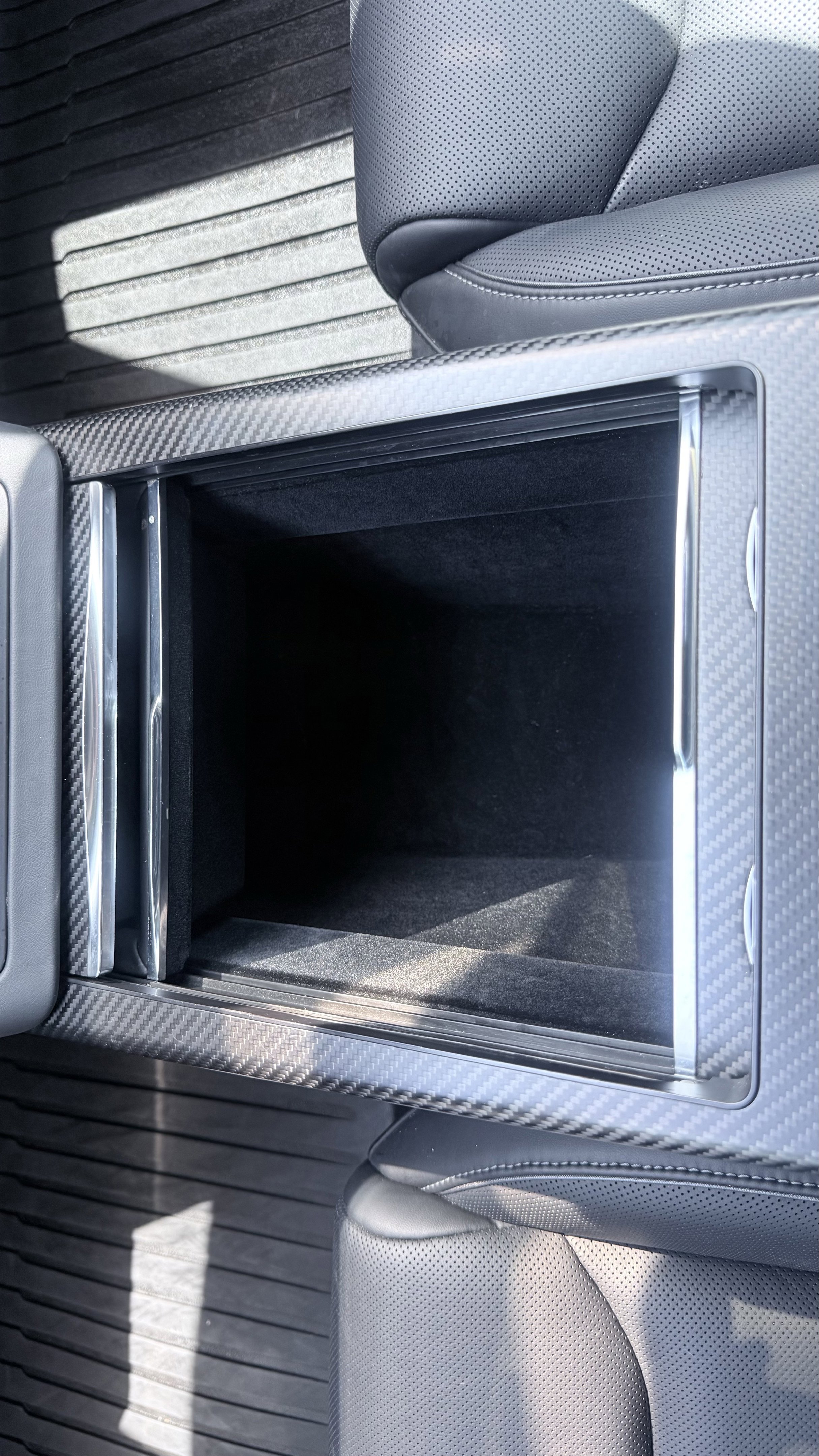 Used 2022 Tesla Model S Plaid image 63