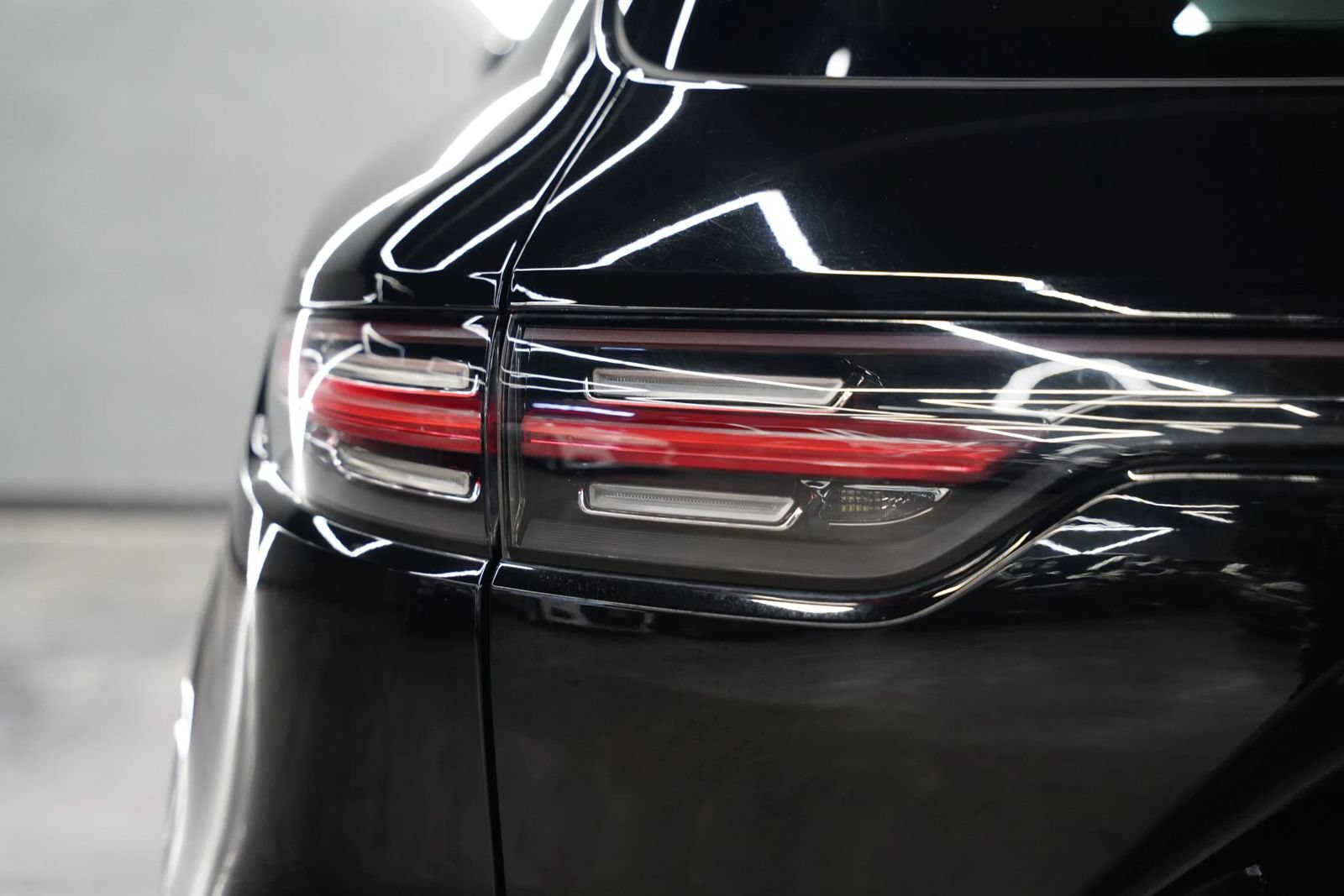 Used 2019 Porsche Cayenne AWD/4WD image 20