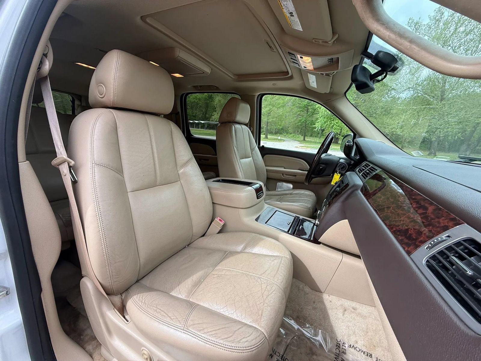 Used 2008 GMC Yukon XL Denali AWD/4WD image 17