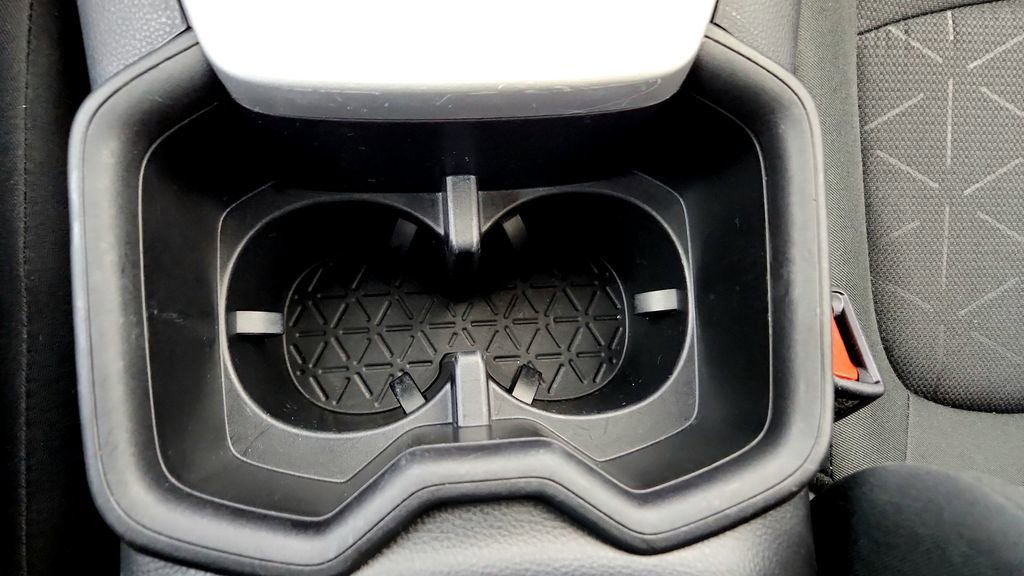 Certified 2025 Toyota RAV4 XLE AWD/4WD image 34