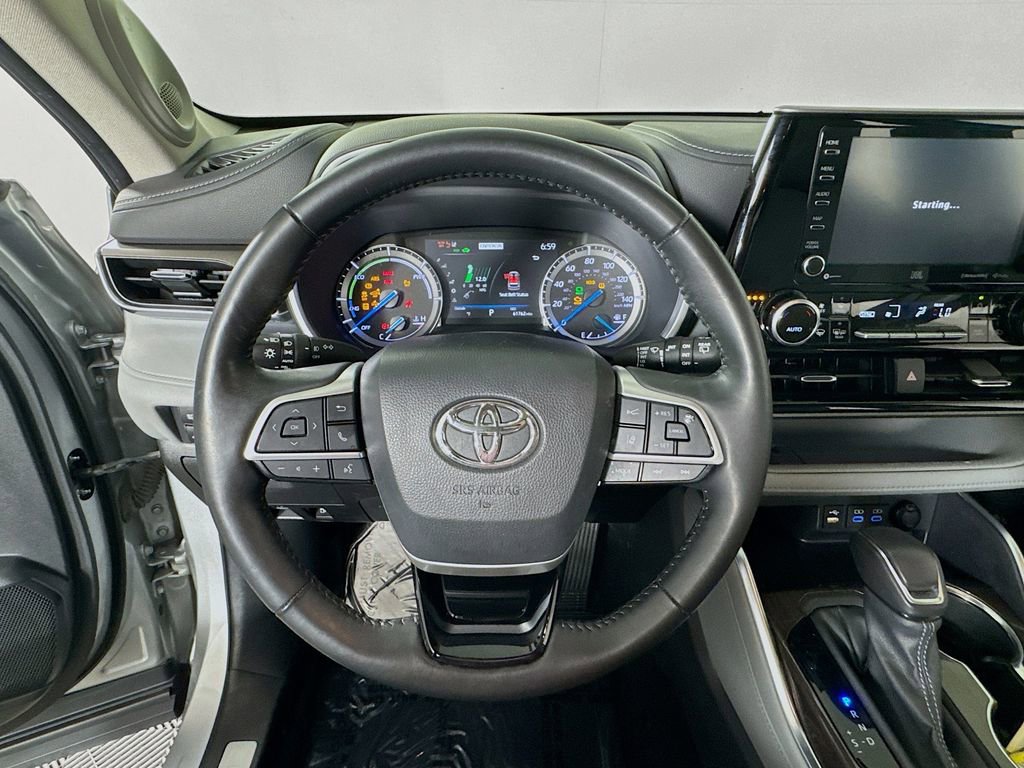 Certified 2022 Toyota Highlander Limited image 15