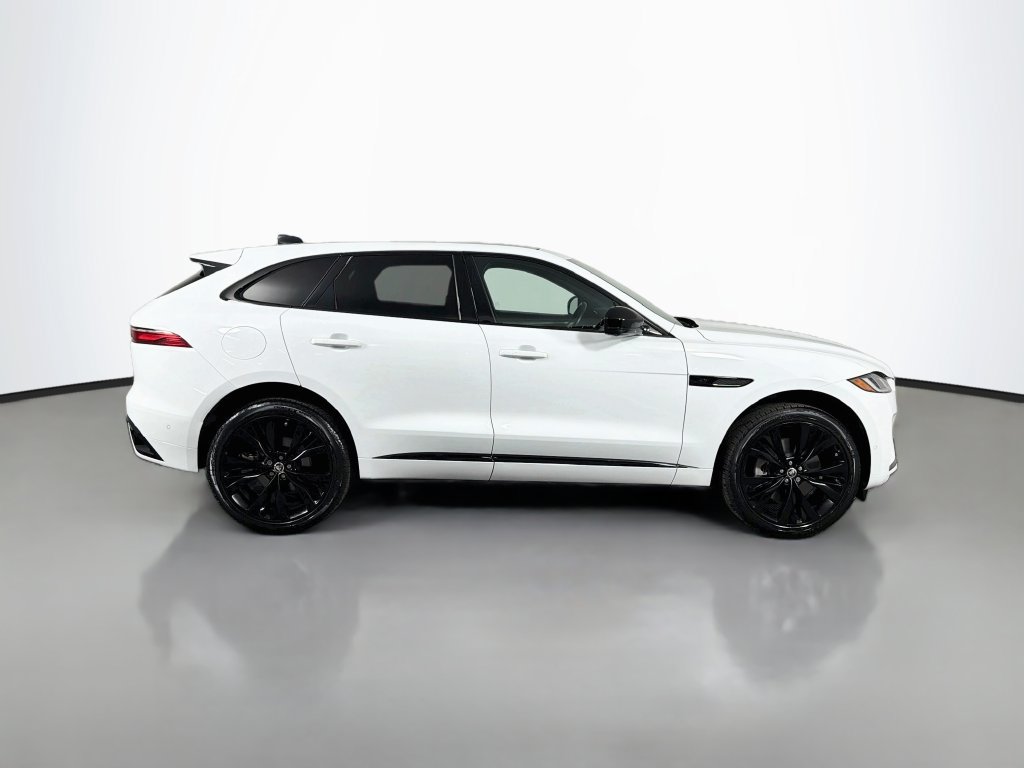Used 2026 Jaguar F-PACE R-Dynamic S AWD/4WD image 4