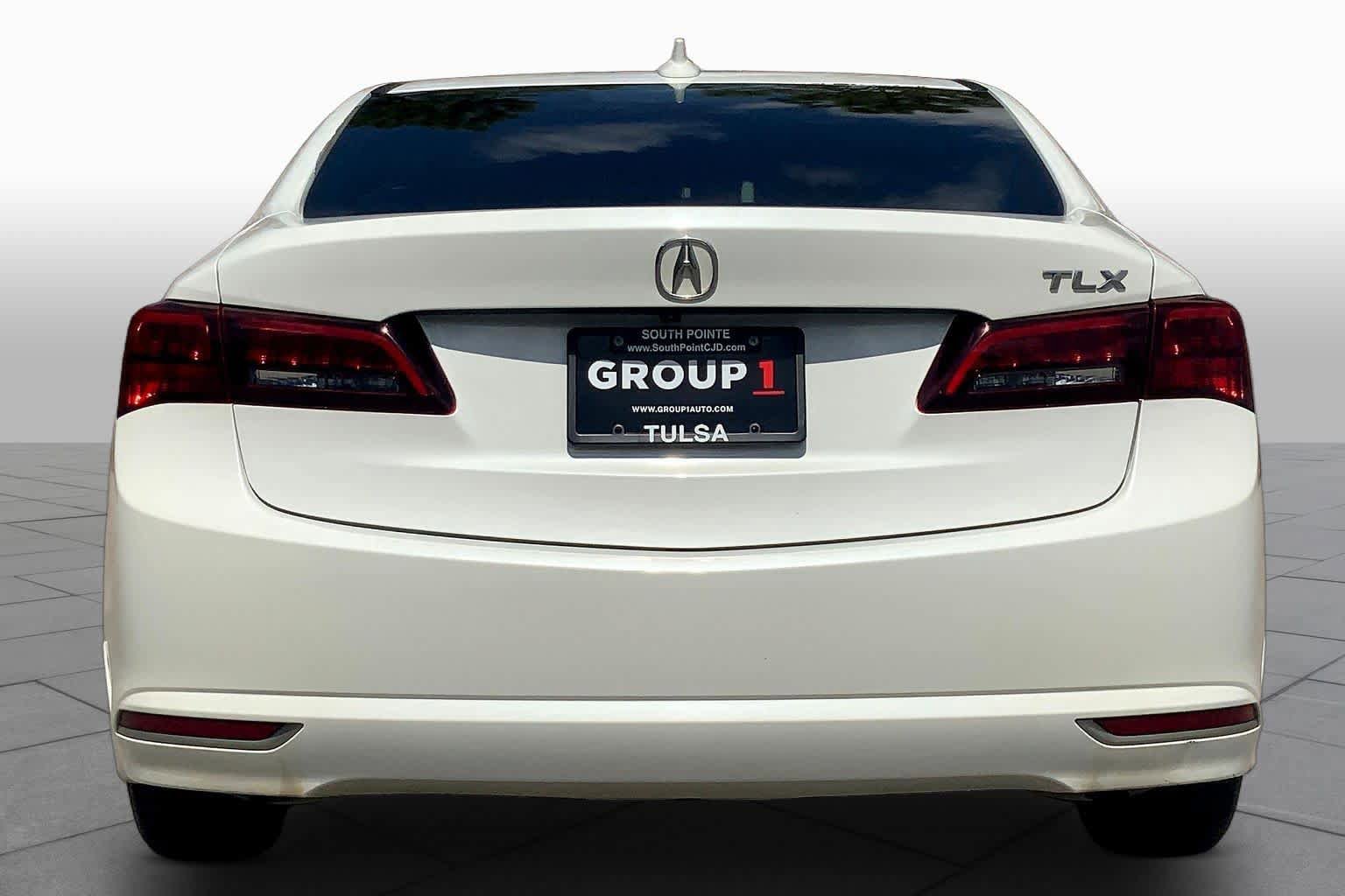 Used 2015 Acura TLX FWD image 4
