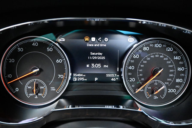 Used 2019 Bentley Bentayga image 79