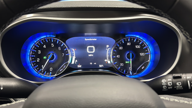 New 2026 Chrysler Pacifica Select AWD/4WD image 16