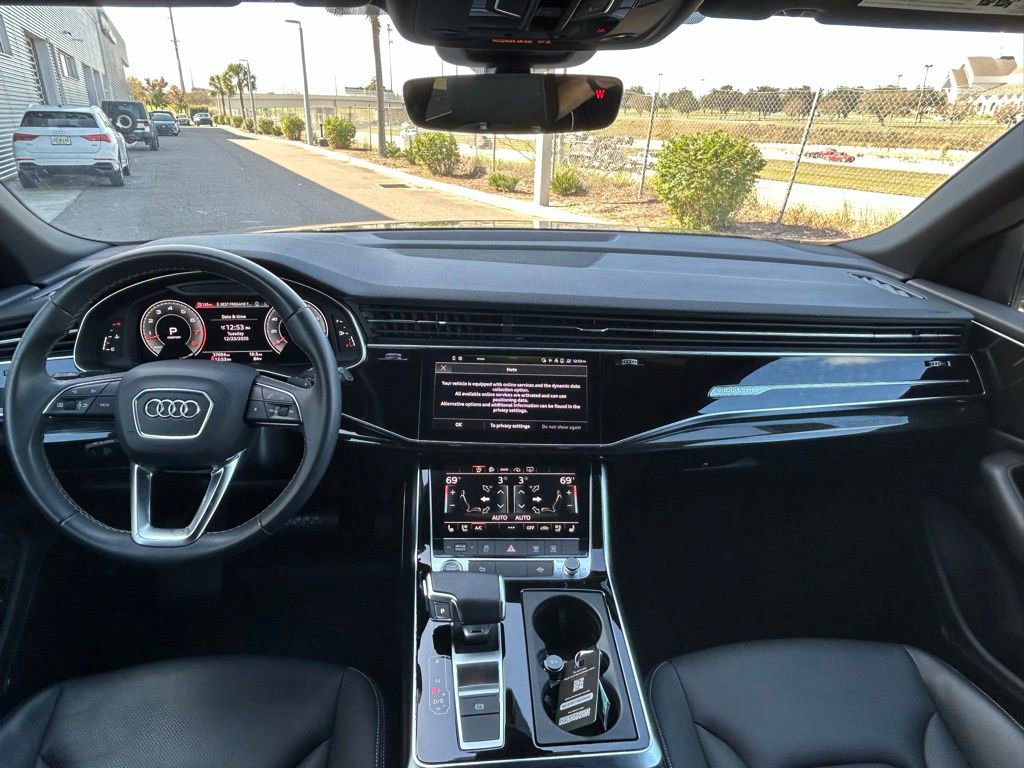 Used 2022 Audi Q8 Premium Plus w/ Premium Plus Package image 10