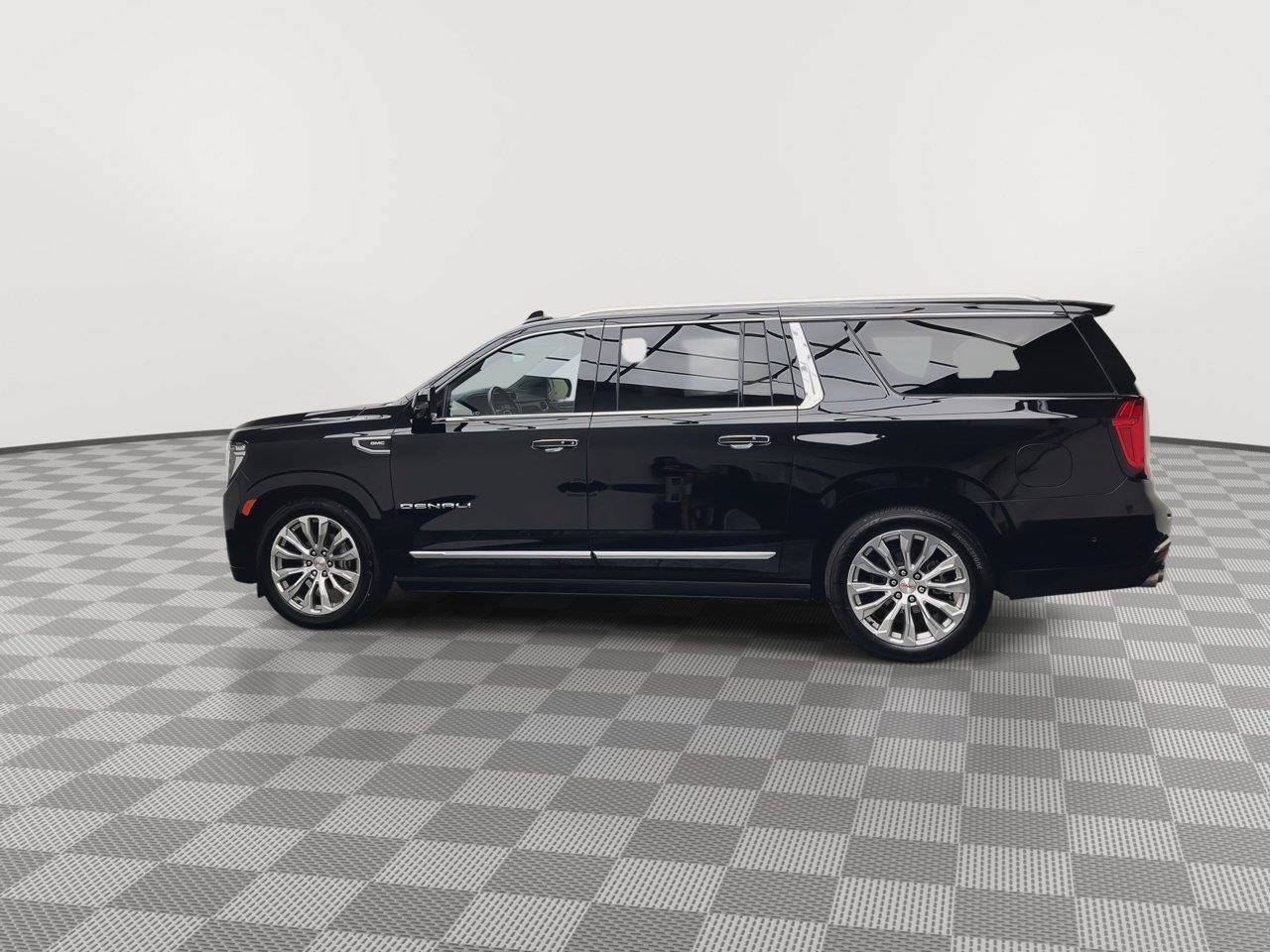 Certified 2024 GMC Yukon XL Denali w/ Advanced Technology Package AWD/4WD image 41