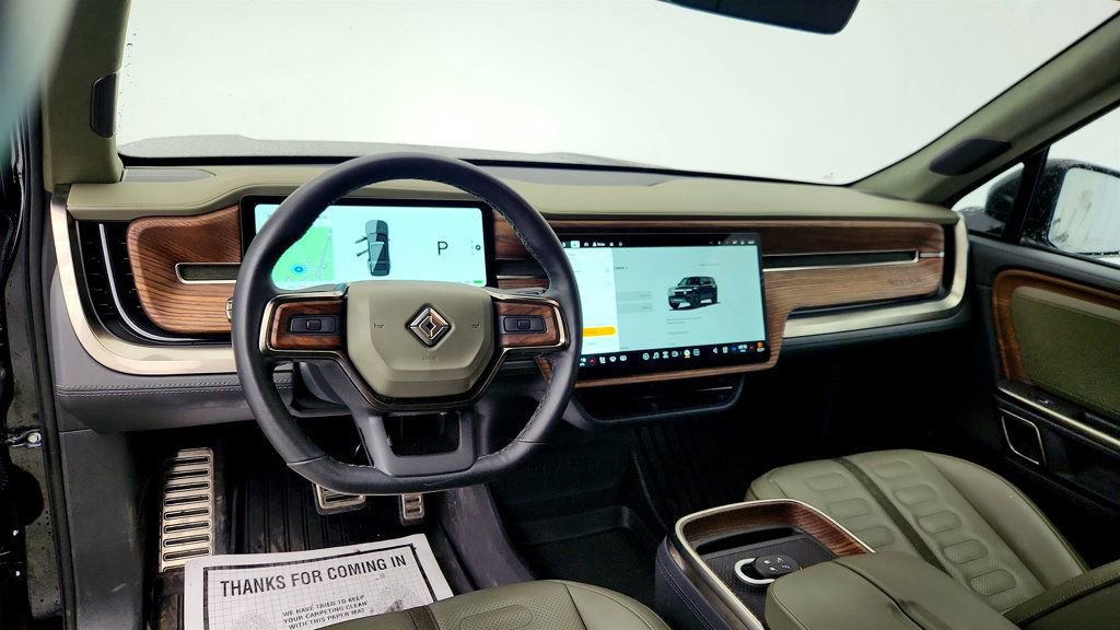 Used 2024 Rivian R1S Adventure image 11