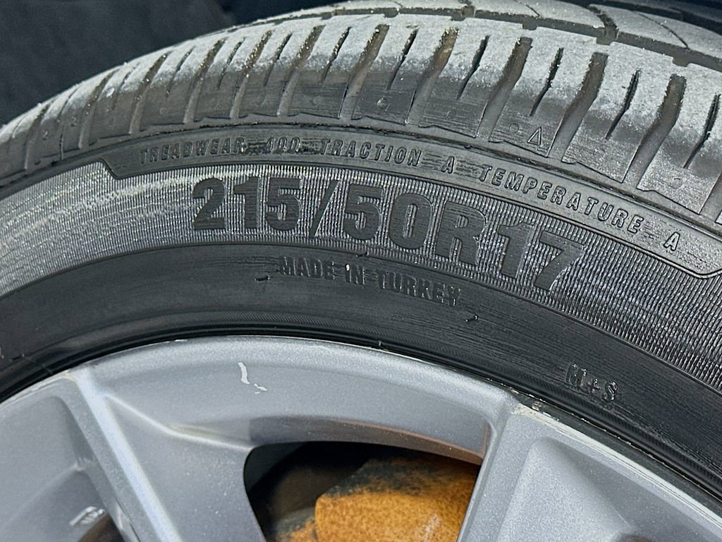 Used 2022 Honda Accord LX image 32