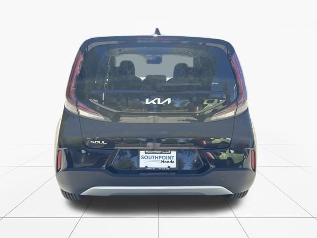 Used 2024 Kia Soul LX w/ Option Group 015 image 6