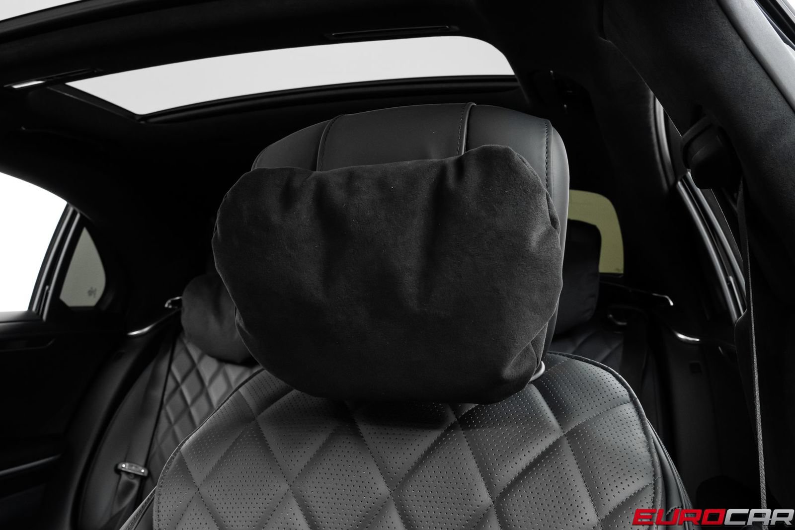 Used 2024 Mercedes-Benz S 580e 4MATIC Sedan image 40