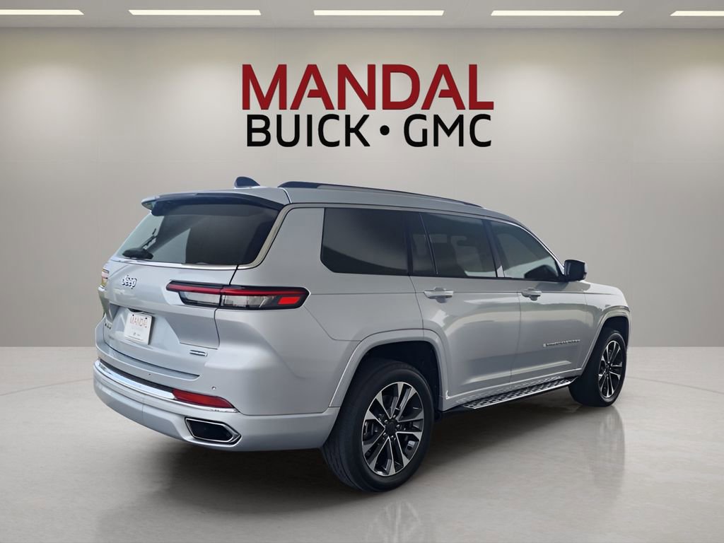 Used 2023 Jeep Grand Cherokee L Overland w/ Rear Seat Video Group I AWD/4WD image 6
