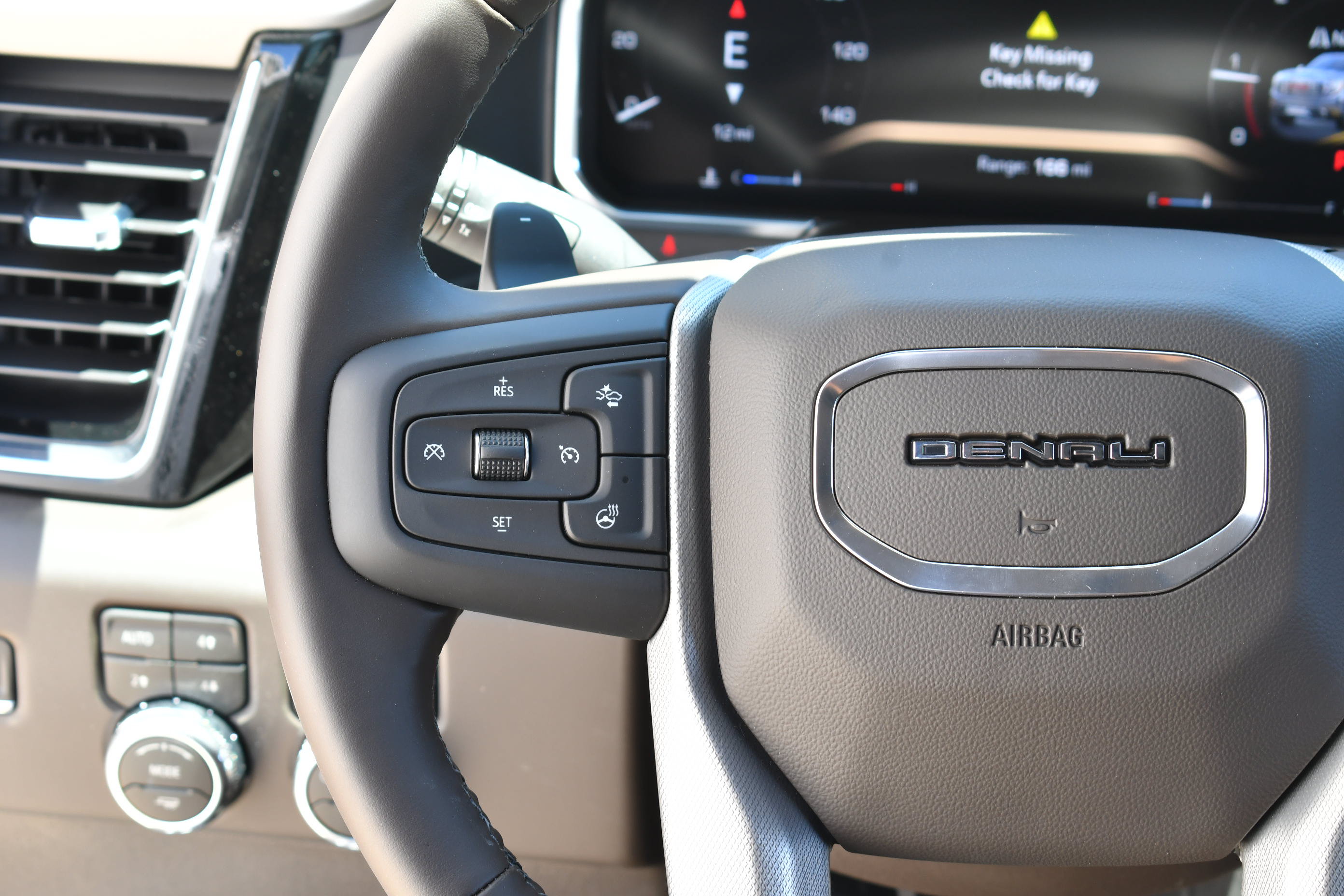 New 2026 GMC Sierra 1500 Denali w/ Denali Reserve Package AWD/4WD image 25