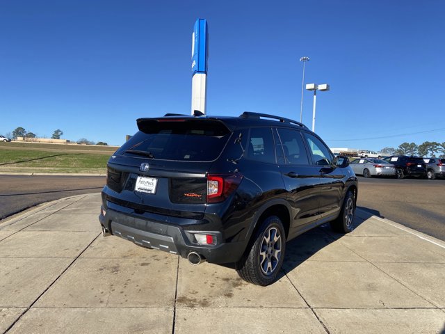 Used 2023 Honda Passport TrailSport image 10