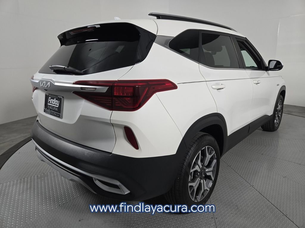 Used 2023 Kia Seltos EX image 7
