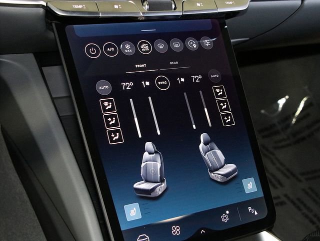 Used 2024 Lucid Air Touring image 23