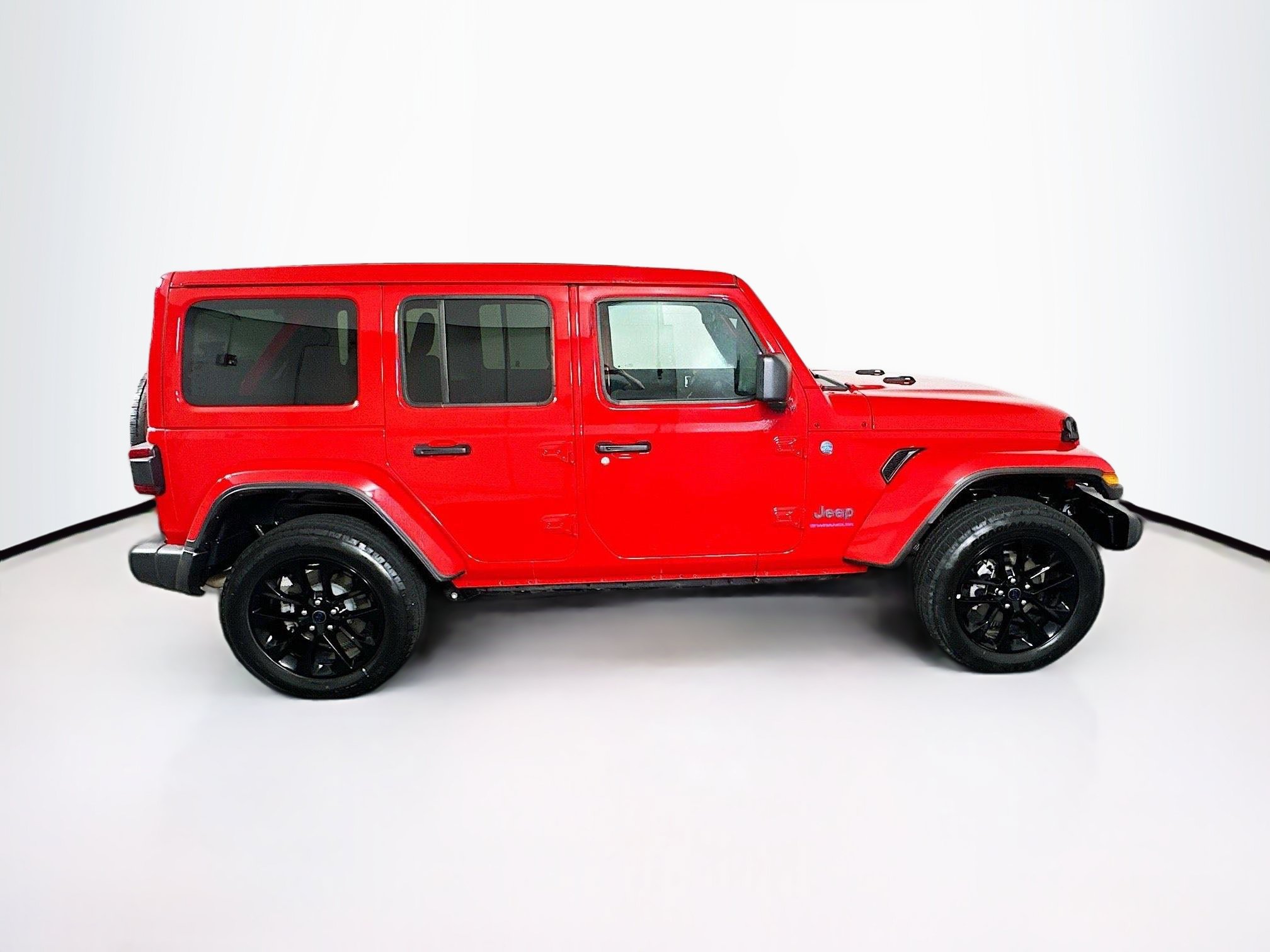 Used 2025 Jeep Wrangler Unlimited Sahara w/ Safety Group AWD/4WD image 10