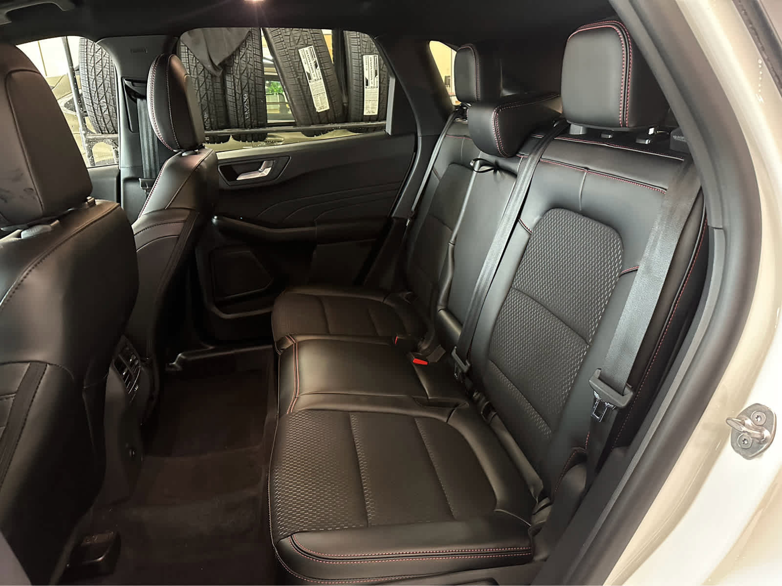 New 2025 Ford Escape ST-Line w/ Cold Weather Package image 32