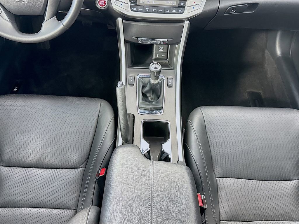 Used 2015 Honda Accord EX-L image 16