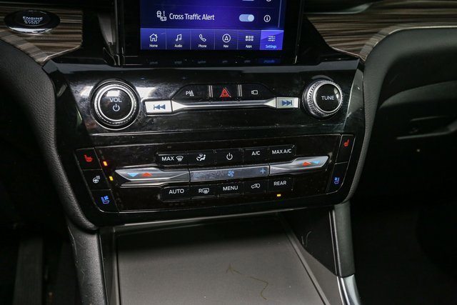 Used 2022 Ford Explorer Limited w/ Limited Technology Package image 28