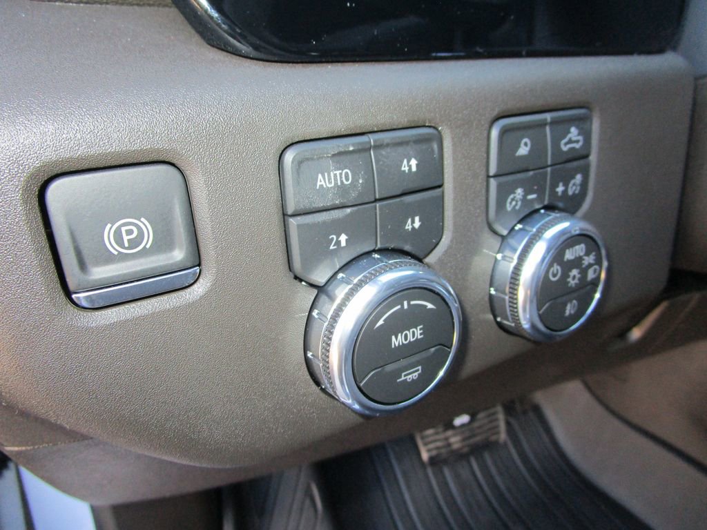 New 2026 GMC Sierra 2500 SLT w/ SLT Premium Package image 34