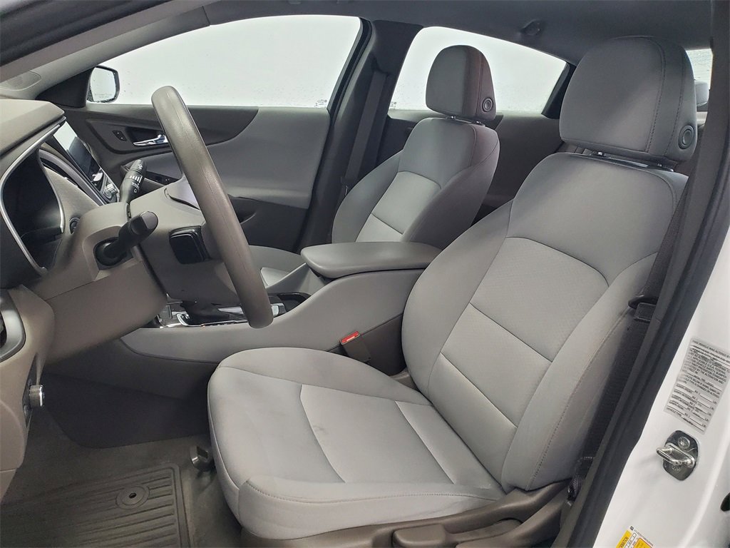 Used 2021 Chevrolet Malibu LS image 6
