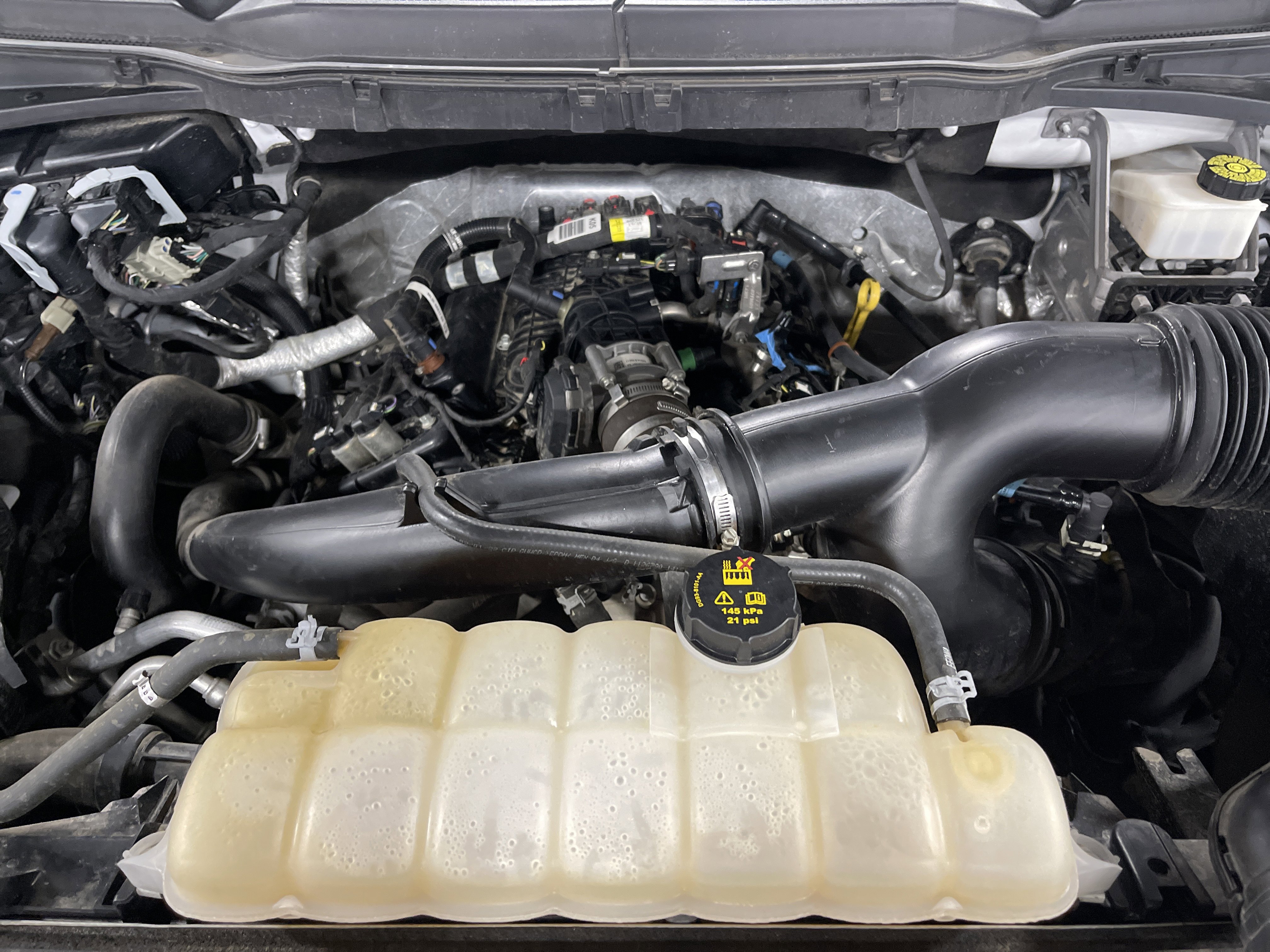 Used 2022 Ford F150 Lariat w/ Equipment Group 501A Mid image 17