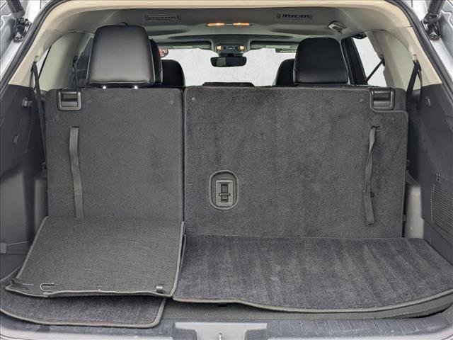 Used 2022 Toyota Highlander XLE FWD image 6