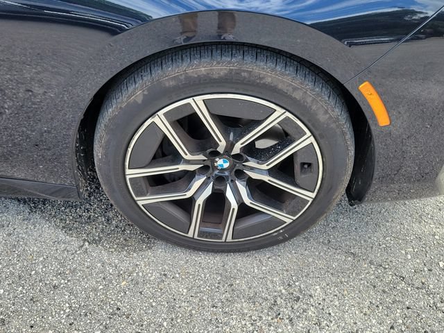 Used 2025 BMW 740i RWD image 7