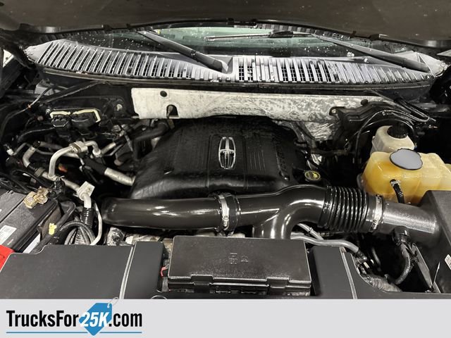 Used 2015 Lincoln Navigator 4WD image 41