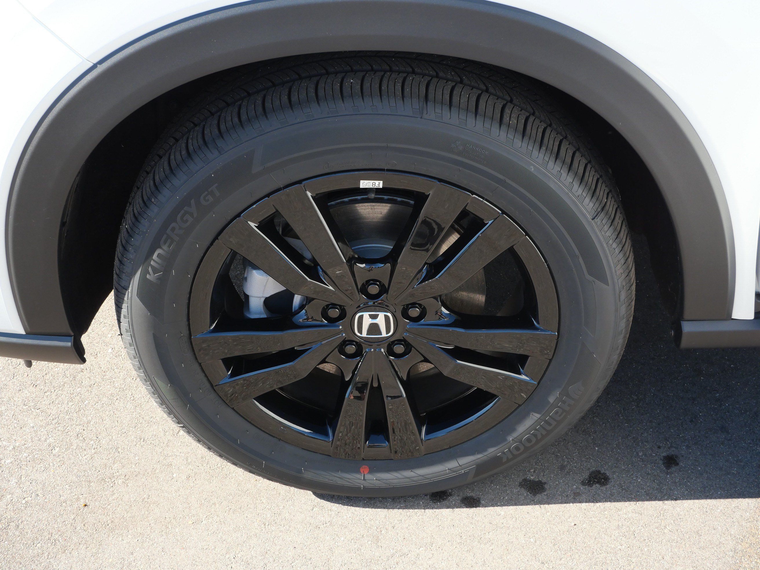 Used 2027 Honda HR-V Sport image 17