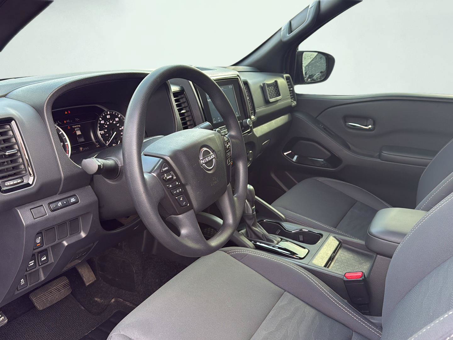 Used 2023 Nissan Frontier SV w/ Midnight Edition Package AWD/4WD image 2