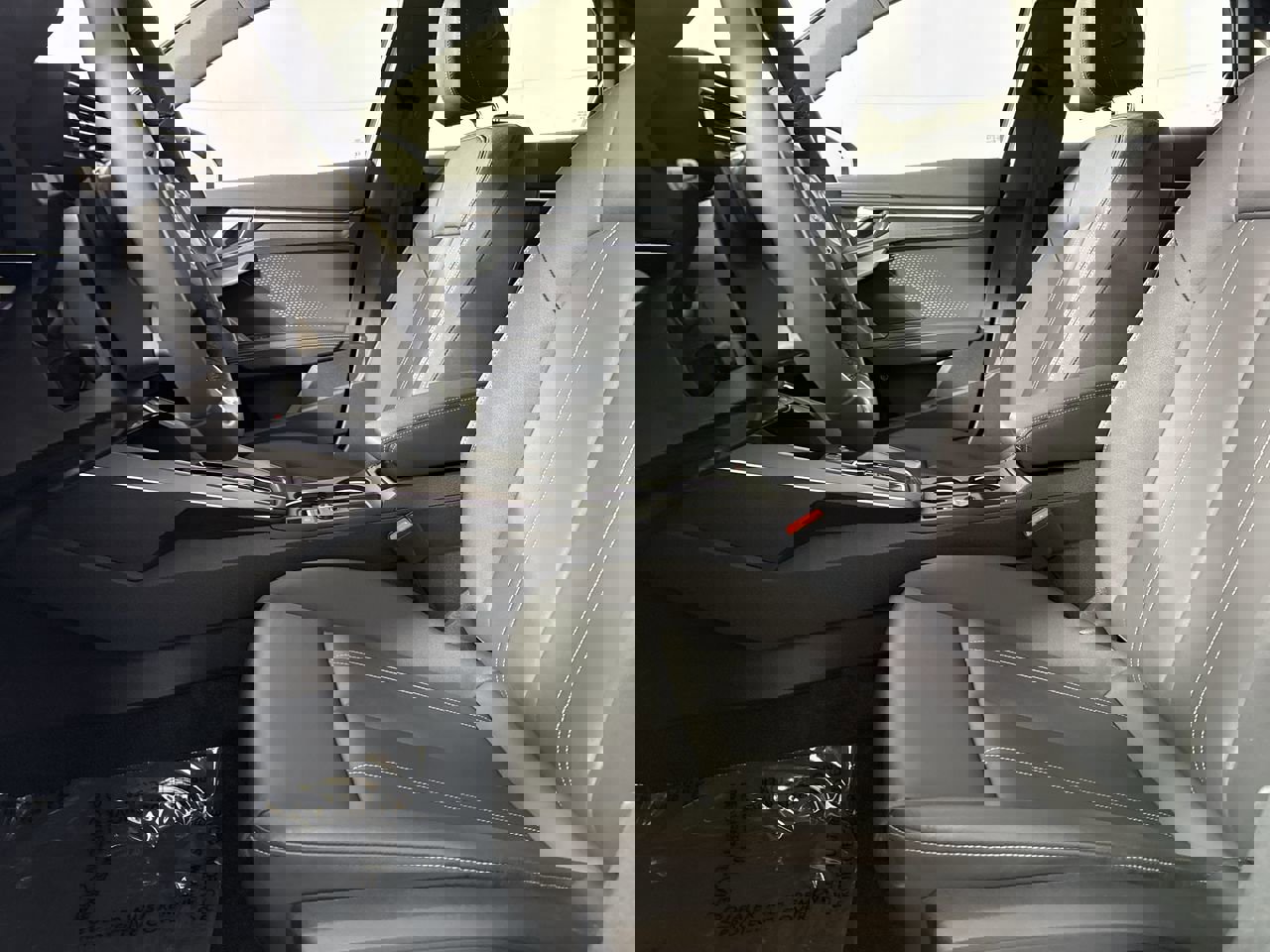 Used 2025 Audi A3 2.0T Premium Plus w/ Premium Plus Package image 2