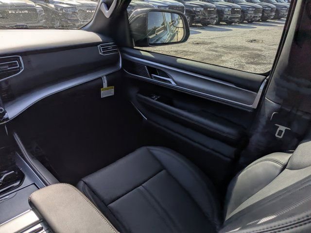 New 2026 Jeep Grand Wagoneer Limited image 19