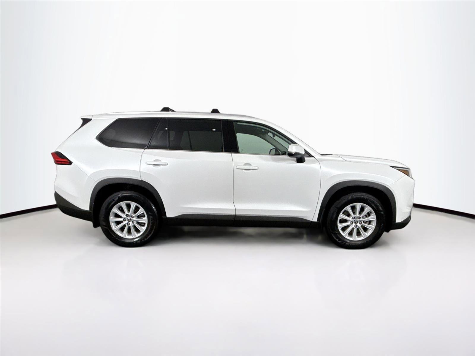 Certified 2024 Toyota Grand Highlander XLE image 12