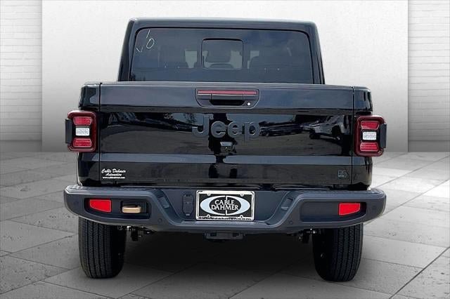New 2026 Jeep Gladiator Sport AWD/4WD image 18