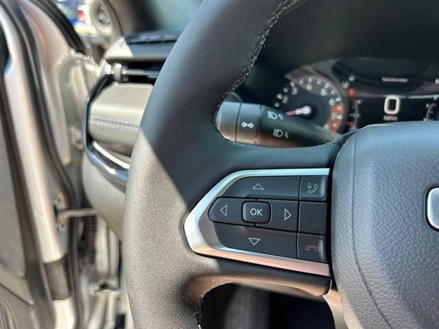 New 2025 Jeep Compass Limited w/ Sun & Sound Group image 22