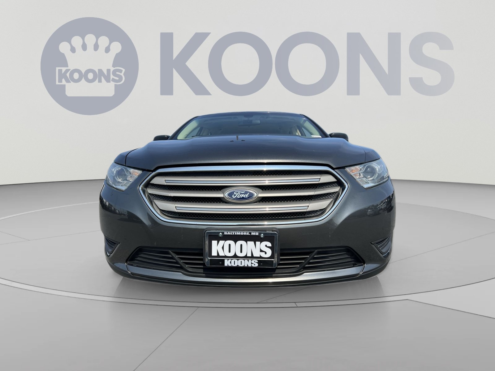 Used 2015 Ford Taurus SE FWD image 11