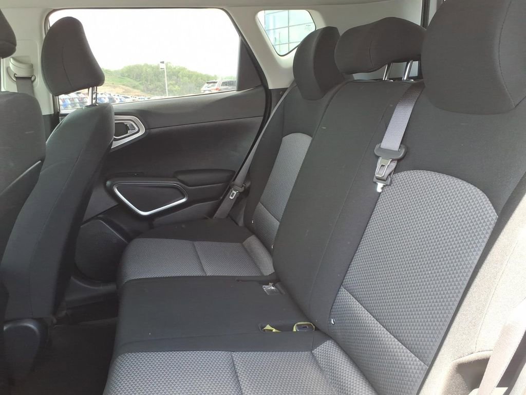 Used 2023 Kia Soul LX w/ LX Technology Package FWD image 13