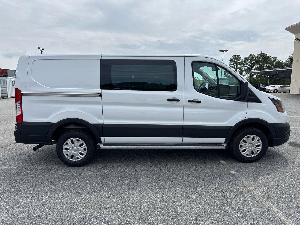 Used 2025 Ford Transit 250 Low Roof w/ Exterior Upgrade Package RWD image 4