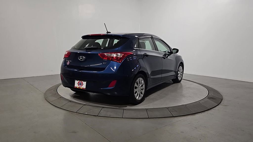 Used 2016 Hyundai Elantra GT image 5
