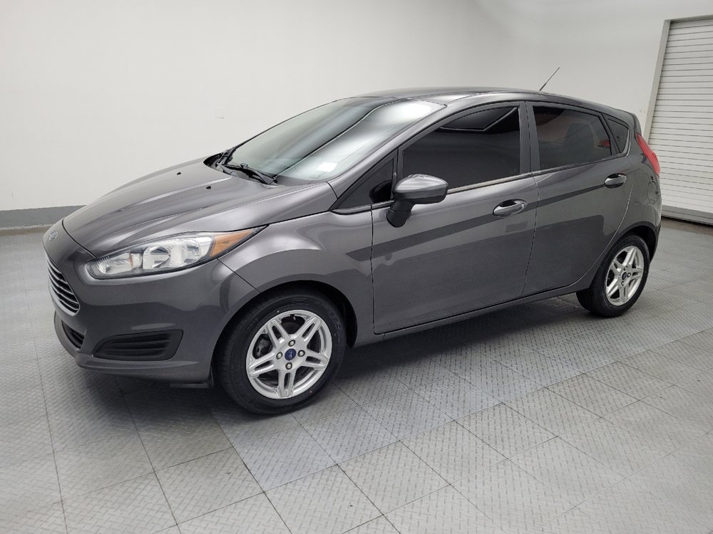 Used 2018 Ford Fiesta SE image 2