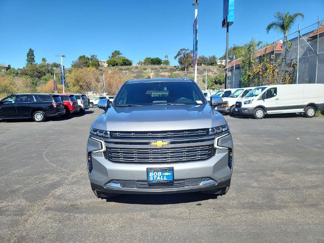 Used 2024 Chevrolet Suburban Premier image 3