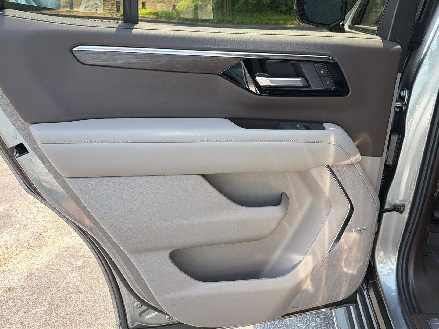 New 2026 Chevrolet Tahoe LT w/ Comfort Package RWD image 18