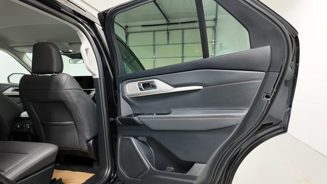 Used 2026 Ford Explorer Active w/ Active Comfort Package AWD/4WD image 14