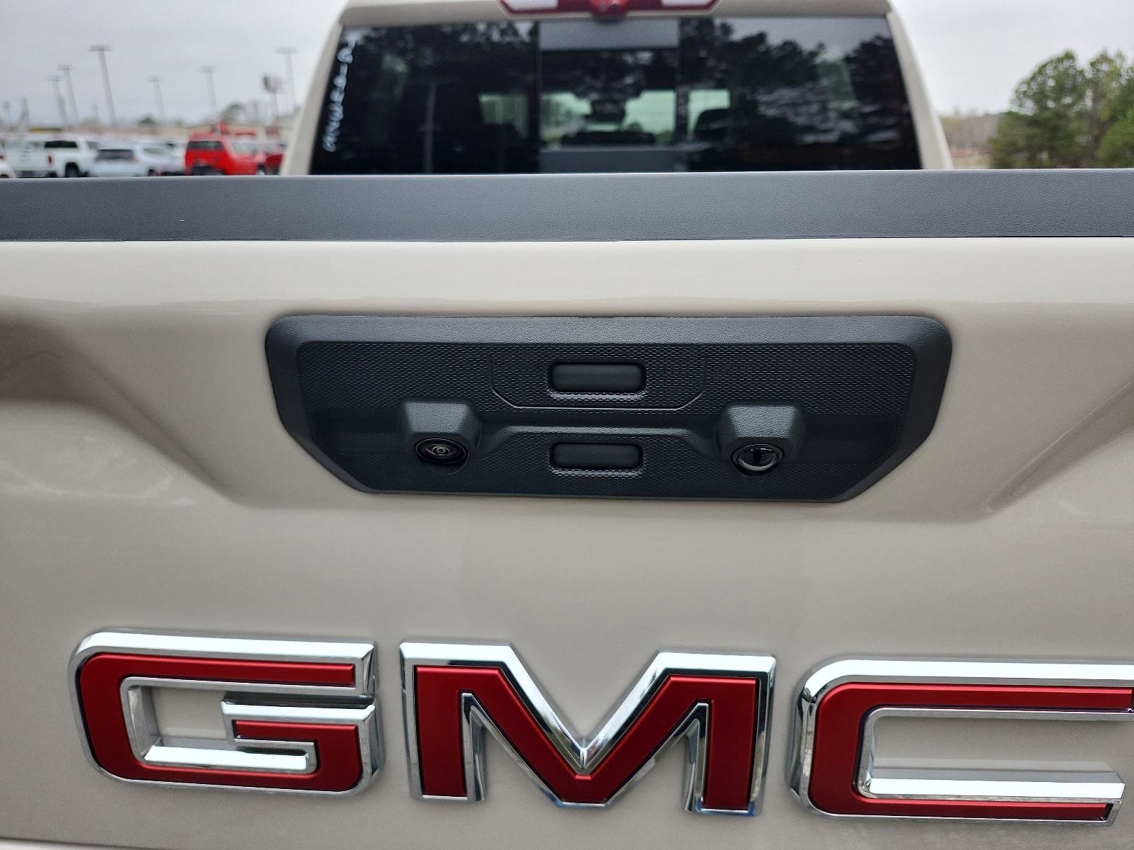 New 2026 GMC Sierra 1500 AT4 w/ AT4 Premium Package image 9