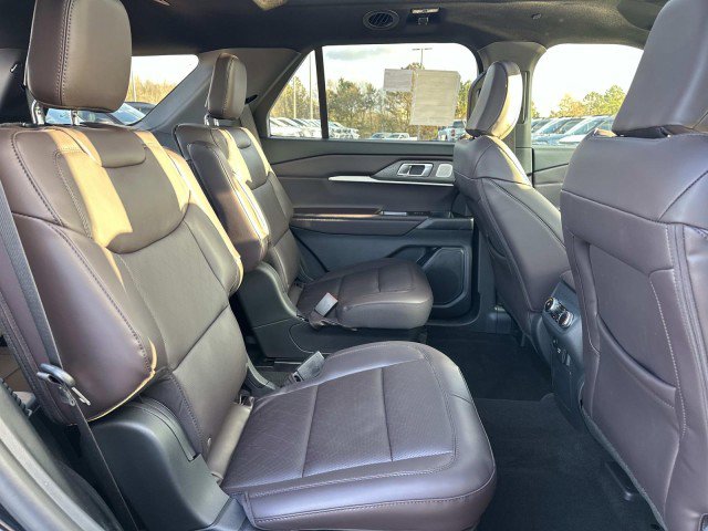 New 2026 Ford Explorer Platinum RWD image 15