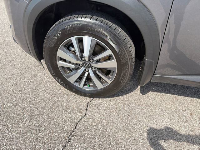 Used 2025 Nissan Pathfinder SL w/ Cargo Package image 39